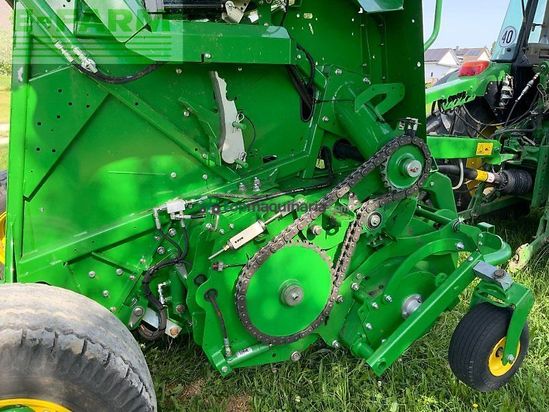 Empacadora gigant - John Deere - f441m