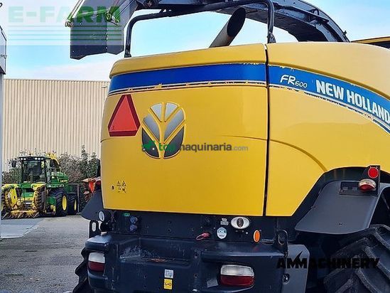 Cosechadora de Cereal - New Holland - fr600