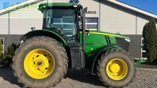 Tractor agrícola - John Deere - 7260r ap med frontlift og front pto