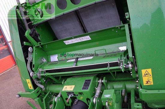 Empacadora gigant - John Deere - 990