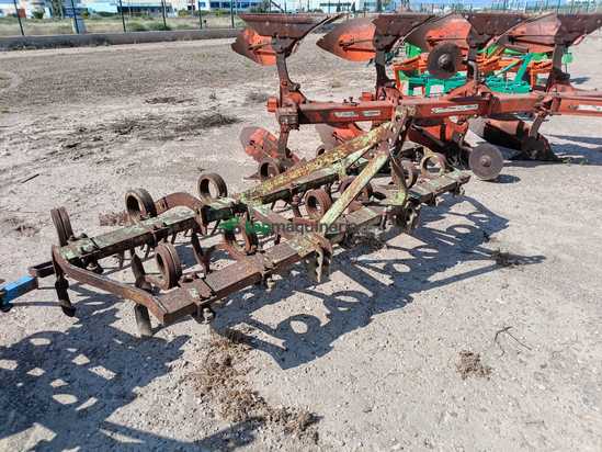 Cultivador agrícola de 13 brazos de rosco