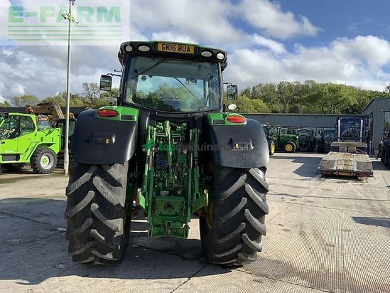 Tractor agrícola - John Deere - 6215r tractor (st24210)