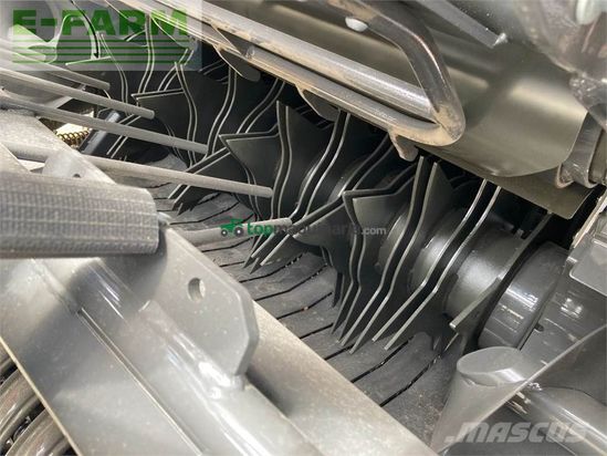 Empacadora gigant - Claas - variant 560 rc pro - neu