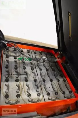 Elevadora - Linde - e 50 hl 388