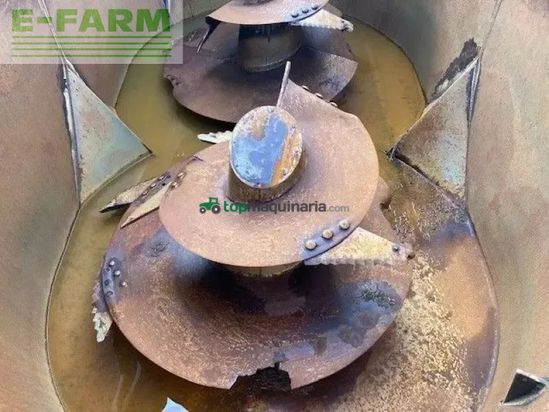 Remolqu esparcidor -  - activa