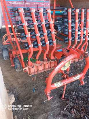 Rastrillo hilerador de rotor KUNT GM de 4 metros