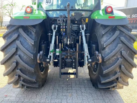 Tractor agrícola - Deutz-Fahr - agrotron 6125c mit stoll fz 41-33