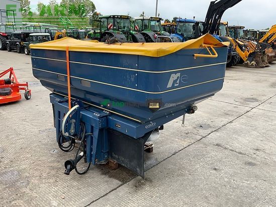 Esparcidor - KRM - m2w qz fertilizer spinner (st26793)
