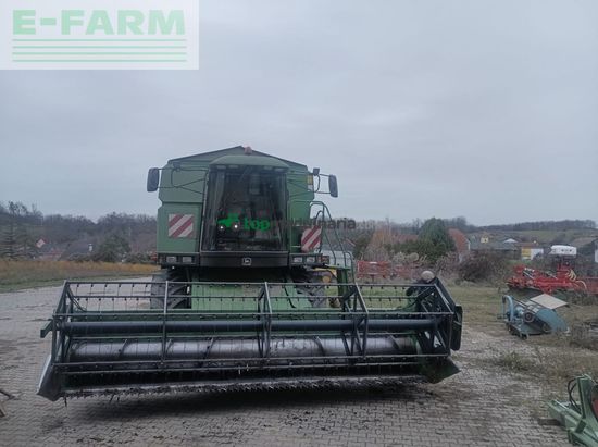 Cosechadora de Cereal - John Deere - 2256