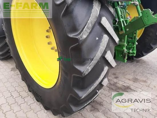 Tractor agrícola - John Deere - 6215 r