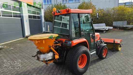 Tractor agrícola - Kubota - stv 32 winterdienst