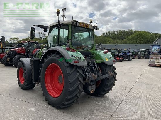 Tractor agrícola - Fendt - 724 profi plus tractor (st23447)