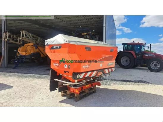 Esparcidor - Kuhn - axis40-2h-emc