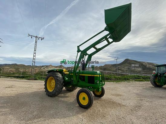 Tractor agrícola - John Deere - 3135