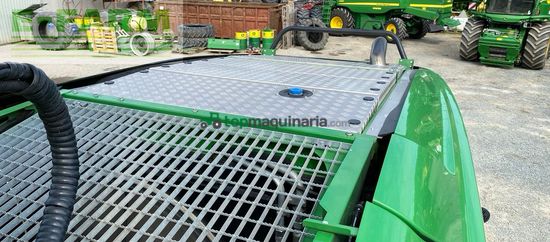 Cosechadora de Cereal - John Deere - 8600