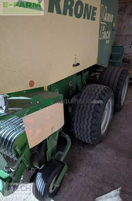Empacadora gigant - Krone - vario pack 1800 mc