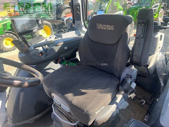 Tractor agrícola - Valtra - n 174d mit rüfa
