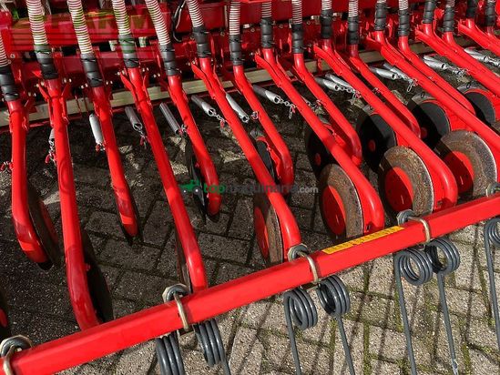 Sembradora - Kverneland - zaaicombinatie i drill pro