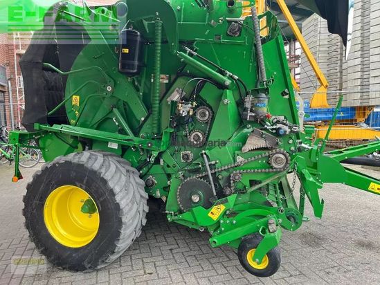 Empacadora gigant - John Deere - v451r