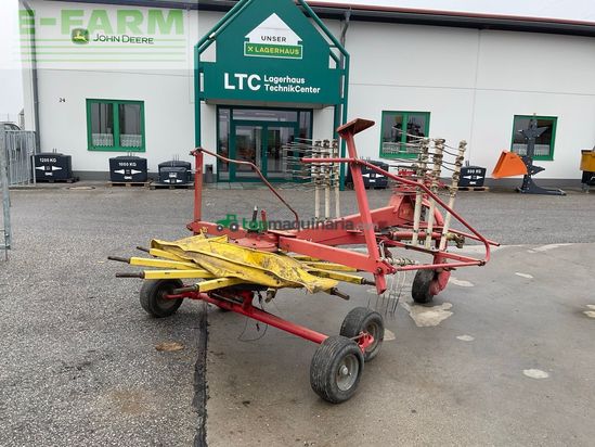 Rastrillo - Pöttinger - TOP 461 N