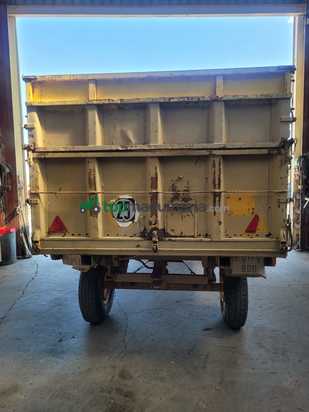 Remolque agrícola basculante 14700kgs