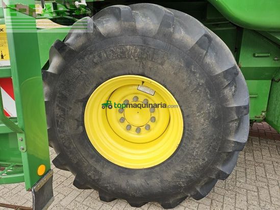 Cosechadora de Cereal - John Deere - w540