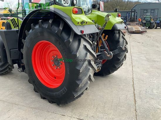 Tractor agrícola - Claas - 630 arion tractor (st26240)