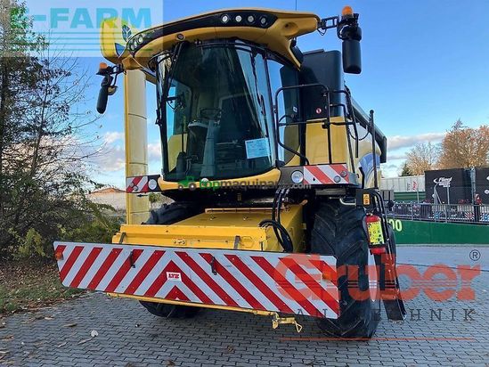 Cosechadora de Cereal - New Holland - cx 5.90 t4b