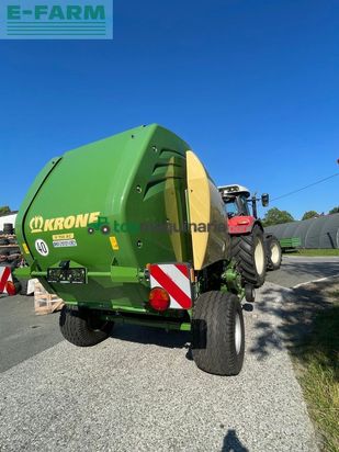 Empacadora gigant - Krone - comprima v 150 xc