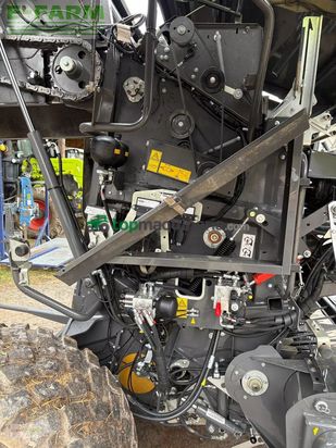 Empacadora gigant - Claas - rollant 630 rc