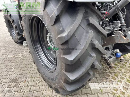 Tractor agrícola - Valtra - q 245