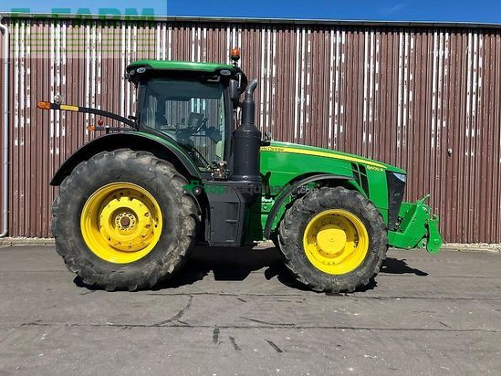 Tractor agrícola - John Deere - 8400r