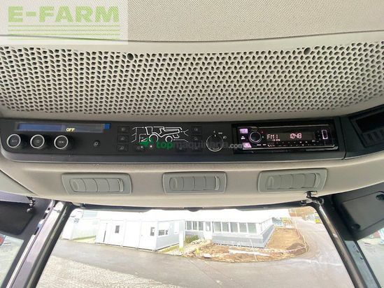 Cosechadora de Cereal - Claas - trion 530 mit vario 680