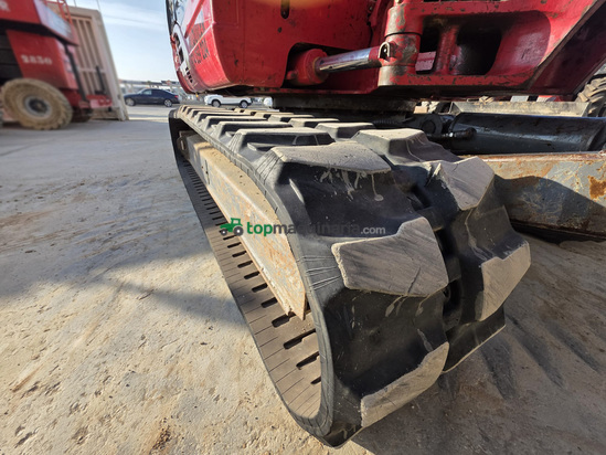 Miniexcavadora TAKEUCHI TB250