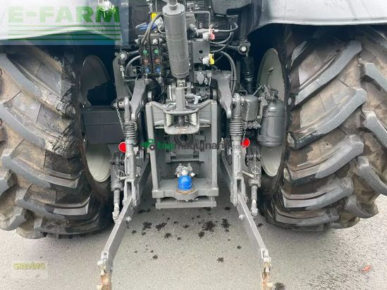 Tractor agrícola - Valtra - n135