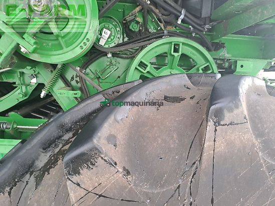 Cosechadora de Cereal - John Deere - t560