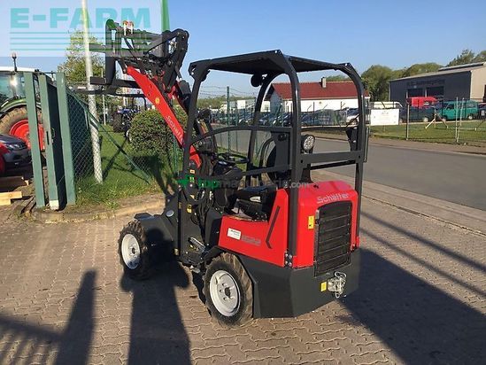 Minicargadora - Schaffer - 1622