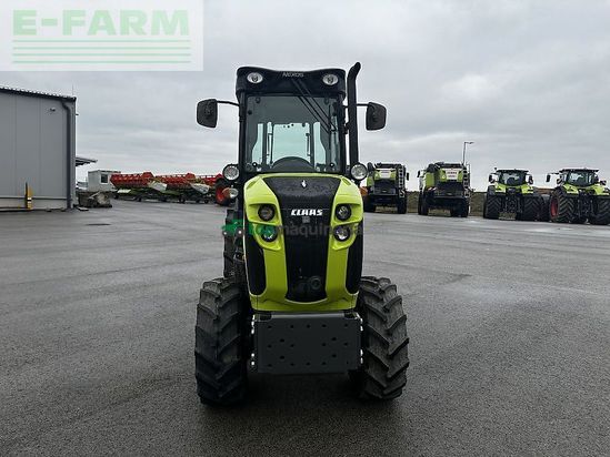 Tractor agrícola - Claas - nexos 220 s comfort