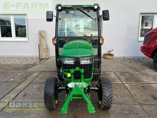 Tractor agrícola - John Deere - 2032r kompaktschlepper