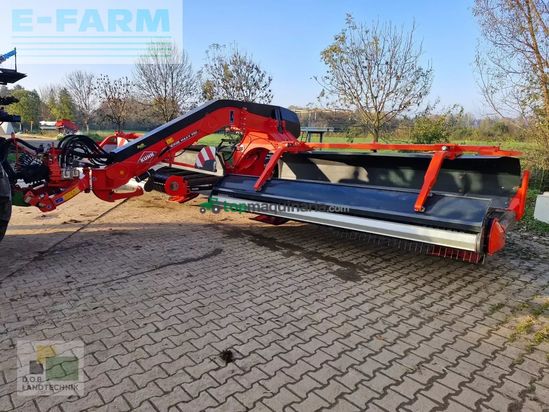 Rastrillo - Kuhn - merge maxx 950 bandschwader