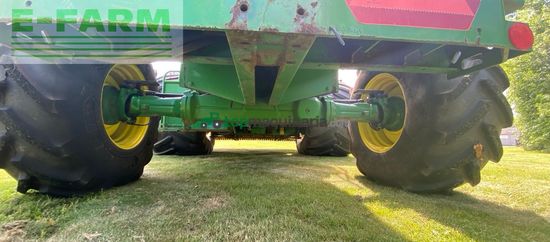 Cosechadora de Cereal - John Deere - 7700