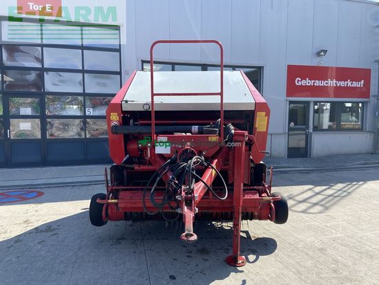 Empacadora gigant - Welger - rp 235