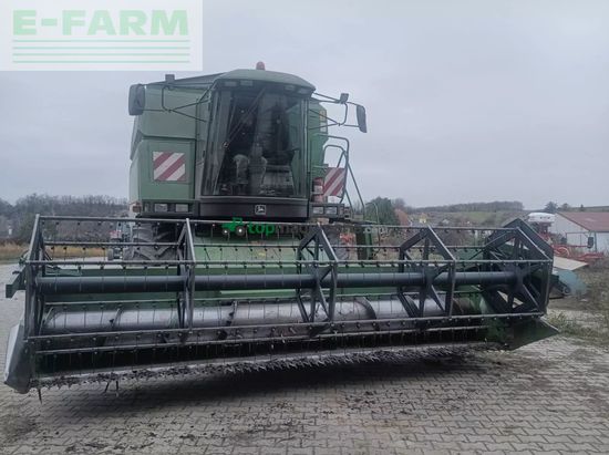 Cosechadora de Cereal - John Deere - 2256