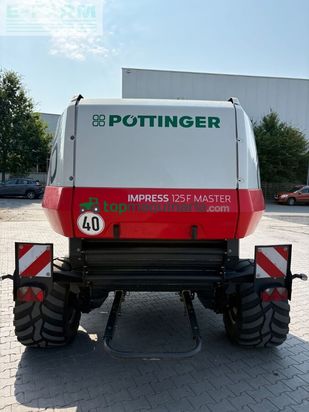 Empacadora gigant - Pöttinger - impress 125 f master