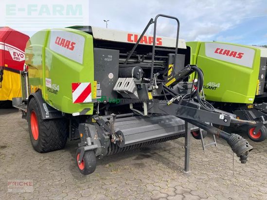 Empacadora gigant - Claas - rollant 454 uniwrap