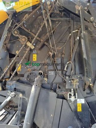 Empacadora gigant - New Holland - roll-belt 180