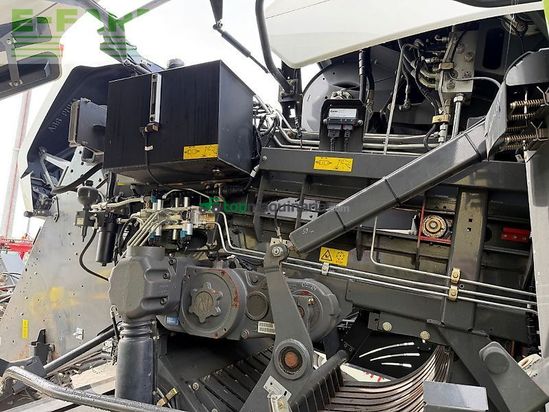 Empacadora gigant - Claas - quadrant 5200 fc