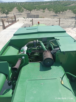 Cosechadora de Cereal - John Deere - 2256 Hill Master 