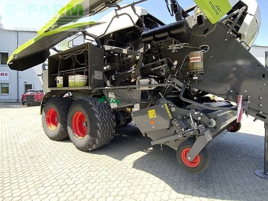 Empacadora gigant - Claas - quadrant 5200 fc tandem