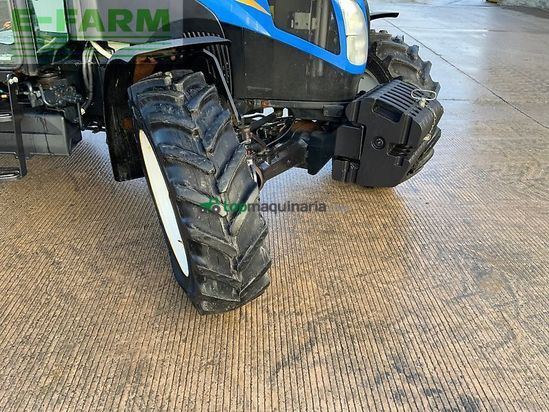 Tractor agrícola - New Holland - t5.105 super steer tractor (st25689)